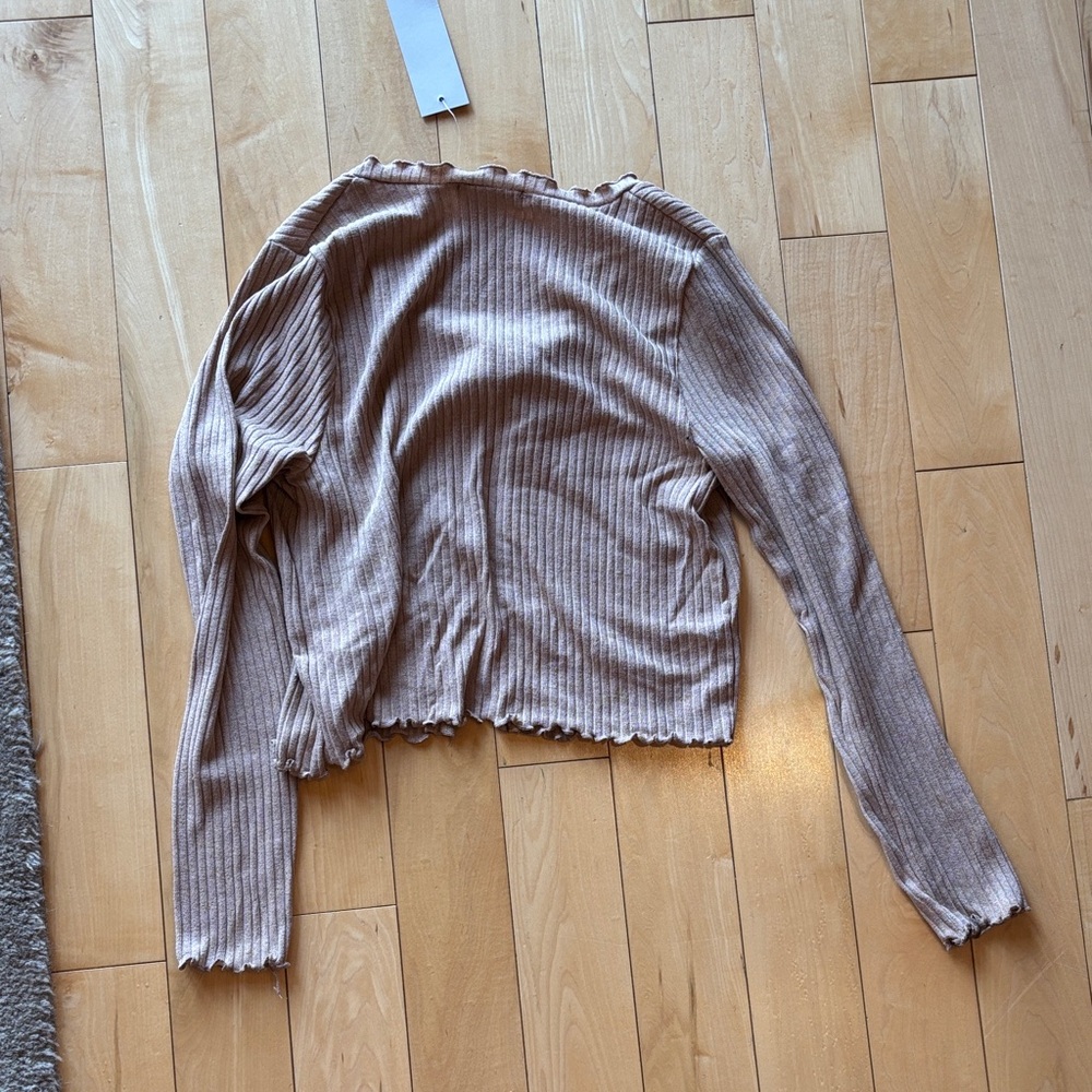 Women's Ruffle Tan Top - Picture 3 of 3